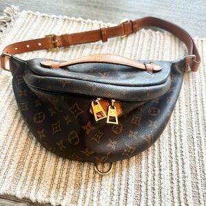 Louis Vuitton Monogram Belt Bag in Brown with Gold Hardware